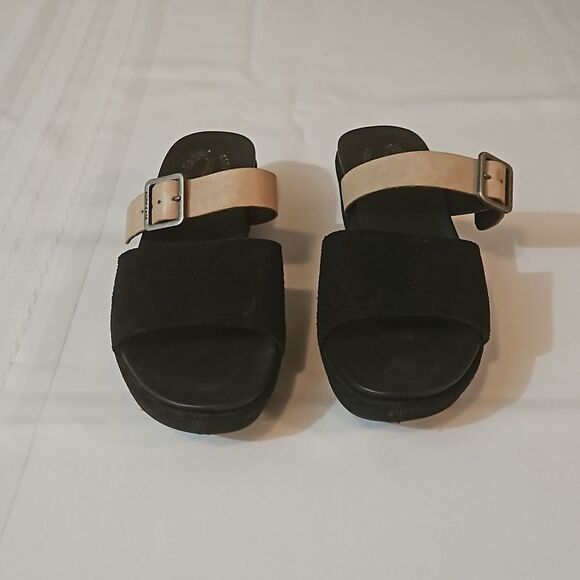 NWOT Kork-Ease Black suede, tan leather slide on shoes size 6 - Picture 3 of 10